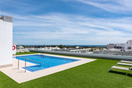 Middle Floor Apartment in La Campana - Photo 3