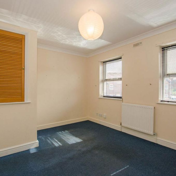 2 bedroom townhouse to rent - Photo 1