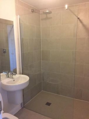 Great Clover Leaze, Bristol - Photo 1