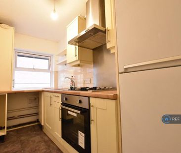 1 bedroom maisonette to rent - Photo 4
