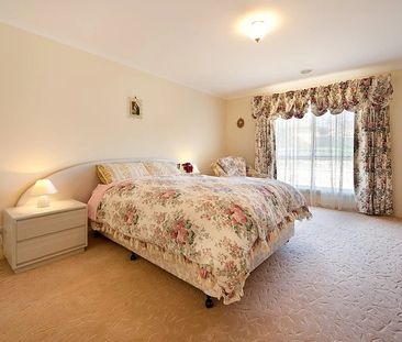 Spacious Four-Bedroom Home with TWO Living Areas - Photo 6