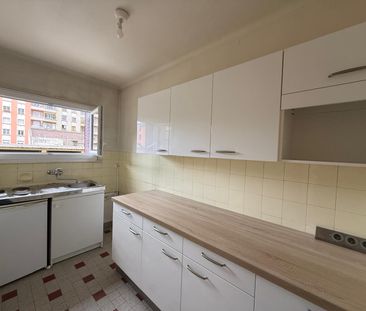 Location Appartement 1 pièce 31m² - Photo 3