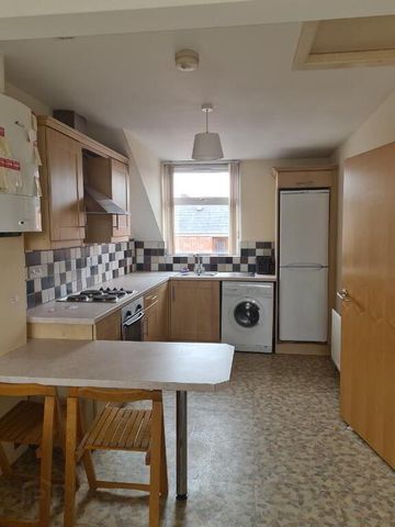 Unit 4, 65 University Avenue, Belfast, BT7 1GY - Photo 3