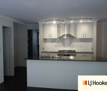 Neat 4 x 2 Home in Alkimos - Photo 5