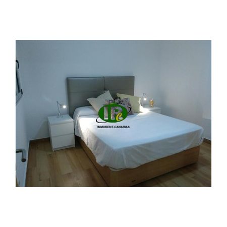 Renovated apartment with lift and 3 bedrooms. 1 bathroom and 1 guest toilet - Photo 4