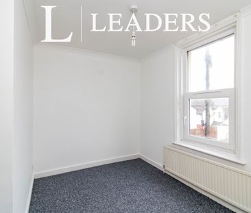 2 bedroom apartment to rent Cambridge Road, Eastbourne, BN22 - Photo 6