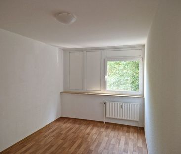 Hier findet jeder seinen Platz: weitläufige 3,5-Zi.-Wohnung (WBS) - Photo 4