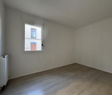 Location Appartement 4 pièces 74m² ST OMER 62500 - Photo 4