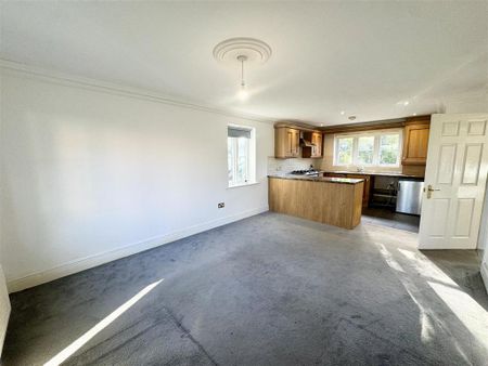 2 bedroom apartment to rent - Photo 4