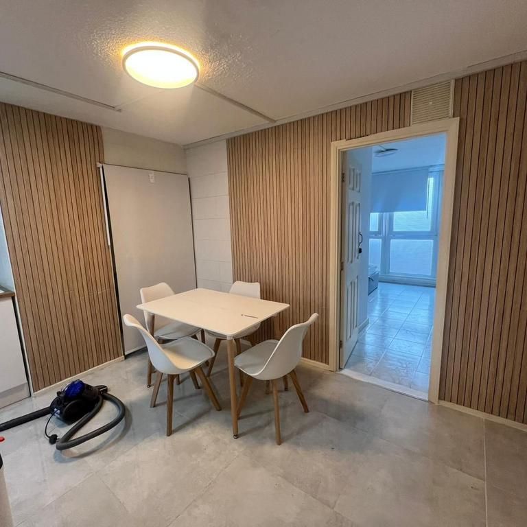 4 bedroom flat to rent - Photo 1