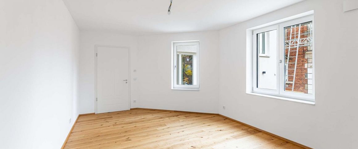 HEGERICH: Elegante Altbauwohnung in Erlangen - hell und hochwertig saniert - Foto 1