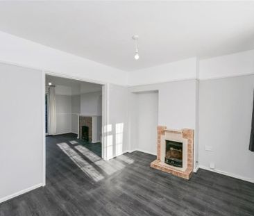 3 bedroom semi-detached house to rent - Photo 6