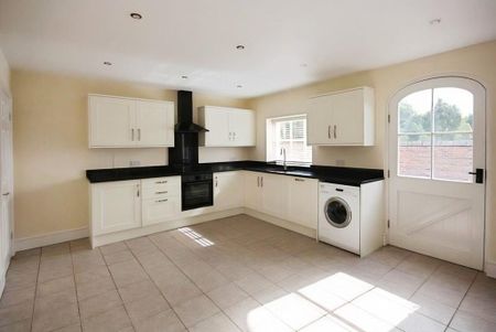 3 bedroom barn conversion to rent - Photo 5