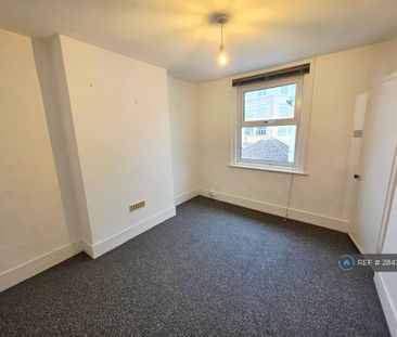 2 bedroom semi-detached house to rent - Photo 1