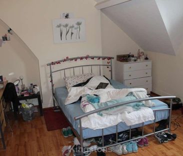 4 bedroom flat to rent - Photo 6