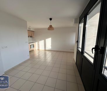 Location Appartement 2 pièces 40m² ST CYR SUR LOIRE 37540 - Photo 2