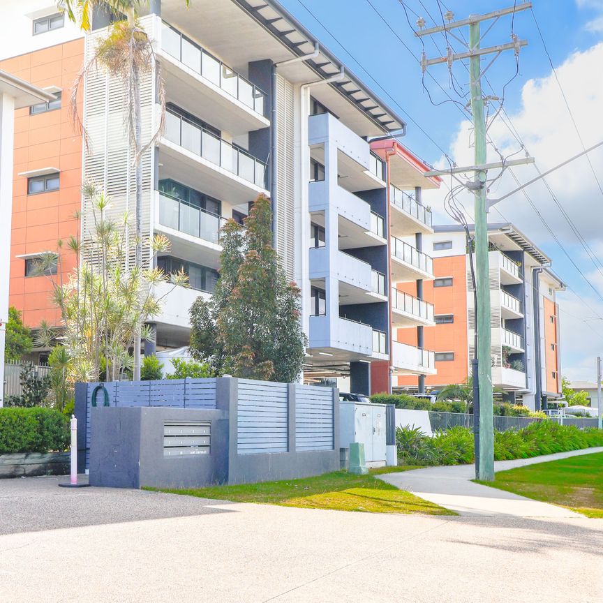 FURNISHED APARTMENT IN CBD - Photo 1