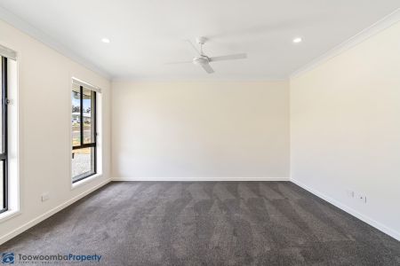 22 Jodie Louise Avenue, 4350, Cotswold Hills Qld - Photo 5