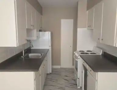 The Birches | 73 Coburg, New Westminster - Photo 1