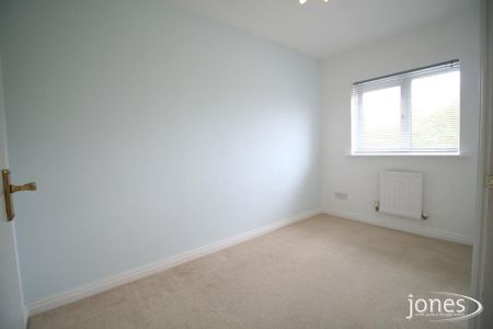 2 bedroom semi-detached house to rent - Photo 5