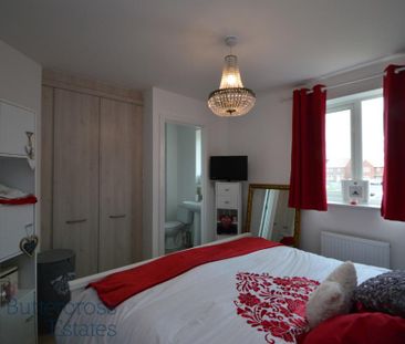 3 bedroom semi-detached house to rent - Photo 6