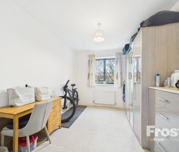 High Street, Feltham,TW13 - Photo 2