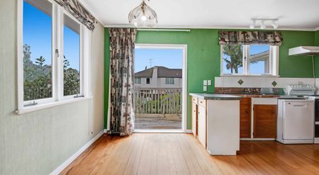 Charming Character Bungalow - Photo 4