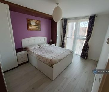 2 bedroom flat to rent - Photo 6