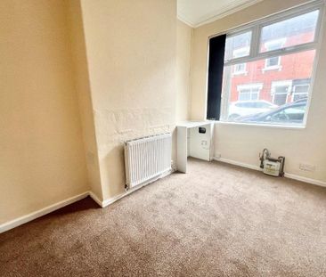 3 bedroom terraced house to rent - Photo 4