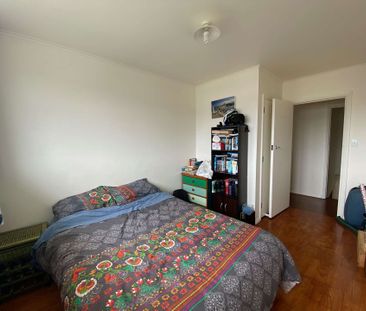 3 Bedrooms, Petone - Photo 3