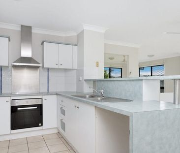 SPACIOUS FAMILY HOME IN A QUIET KIRWAN CUL-DE-SAC! - Photo 5