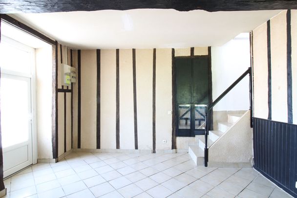 Location maison 3 pièces, 92.47m², Bourg-l'Évêque - Photo 1