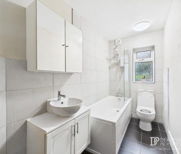 2 Bedroom Terraced House - Photo 4
