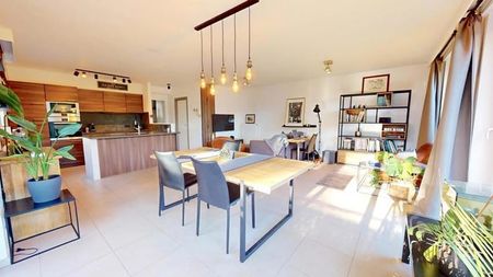 Appartement te huur - Foto 2