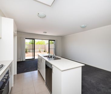 3/4 Ross Road, Queanbeyan NSW 2620 - Apartment For Rent | Domain - Photo 5