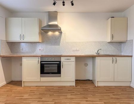 1 bedroom flat to rent - Photo 5