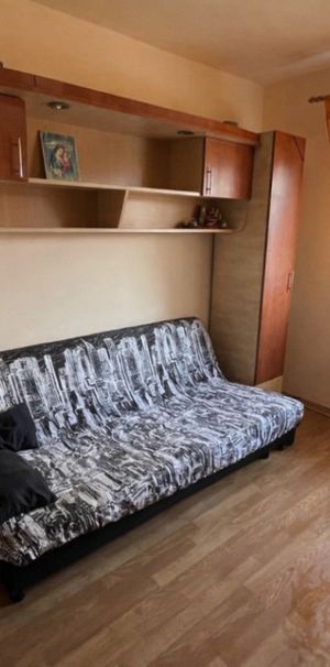 Garsonieră zona Girocului - Fotografie 1