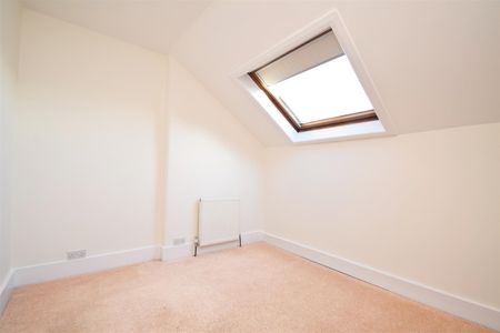 St Stephens Gardens, St Margarets, London, TW1, Twickenham - Photo 5