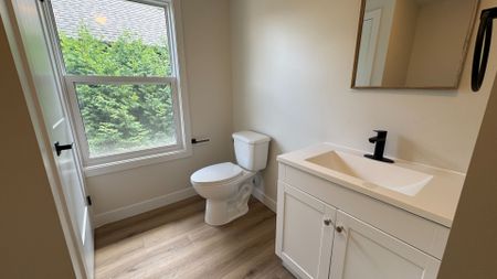 For Lease - 115 - B Bidwell Street, Tillsonburg, Ontario - Photo 5