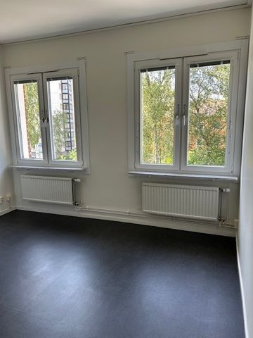 Tegelbruksgatan, Eskilstuna - Photo 5