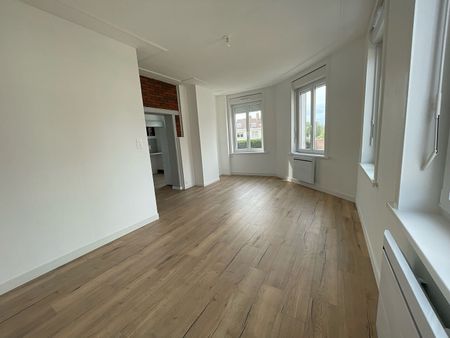 Location Appartement 2 pièces 46m² - Photo 3