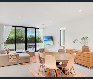 Fully Furnished Ground Floor Two Bedroom Apartment - Photo 2