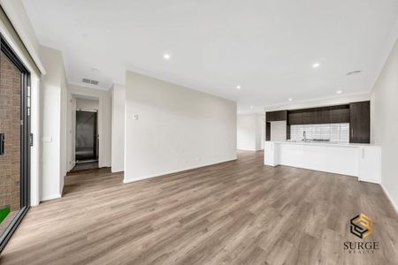 BRAND NEW 3 Bedroom Home! - Photo 5