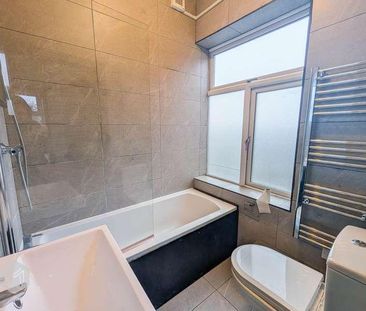 Chaddock Lane, Worsley, Manchester, Greater Manchester, M28 - Photo 6