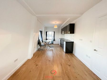 Studio Flat, Holloway Road, N7 - Photo 2