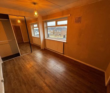 2 bedroom semi-detached house to rent - Photo 3