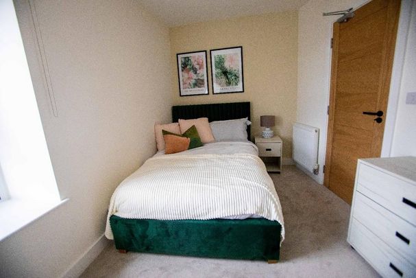 9 bedroom house to rent - Photo 1