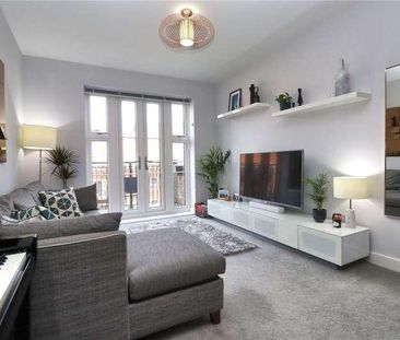 Woking, Surrey, GU22 - Photo 3