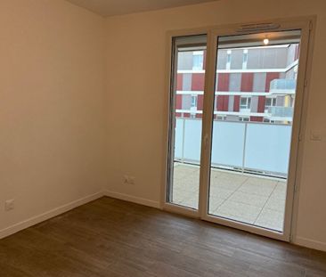 Location Appartement 4 pièces 83m² - Photo 6