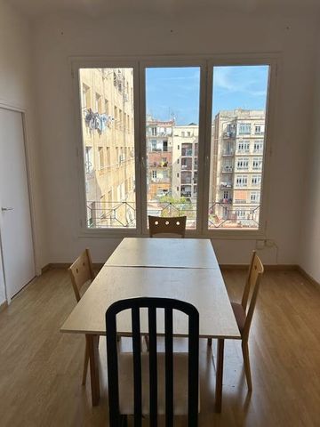 Carrer dAragó, Barcelona, Catalonia 08011 - Photo 4